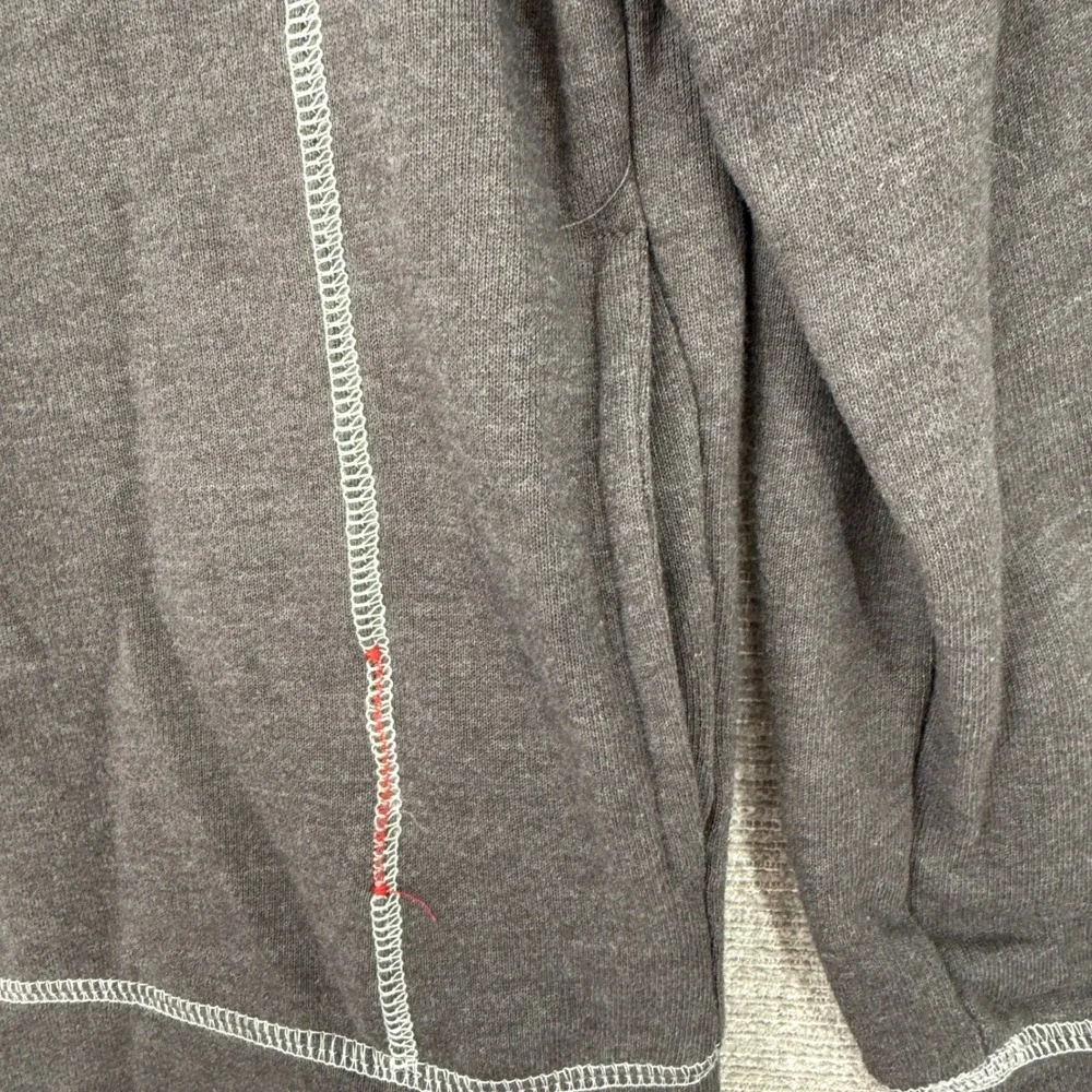 Disney Pirates of the Caribbean Zip Up Hoodie Mens S Charcoal Gray Graphic